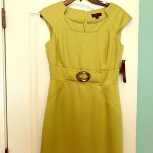 Never worn cap sleeved dress by TAHARI.